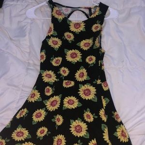 SunFlower Dress Size Small